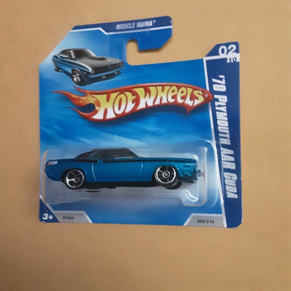 Hot Wheels 2010 Muscle Mania '70 Plymouth AAR Cuda Die-Cast Car | Blue, 1:64 Scale, On Keys To Speed Card (80/240)